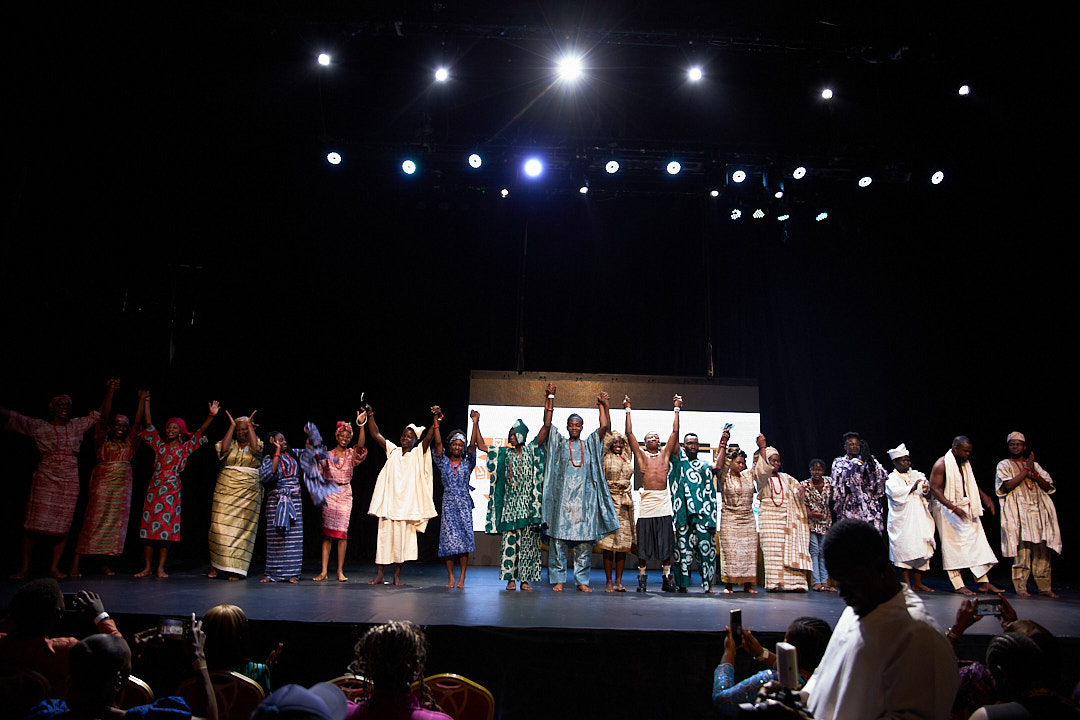 Group photograph of TAFTA Alumni bowing after the play TAFTA ÀRÌRÀ 2025 Alumni Homecoming